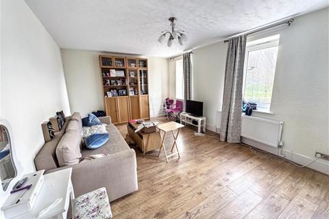 2 bedroom flat to rent, Valerian Way, West Ham