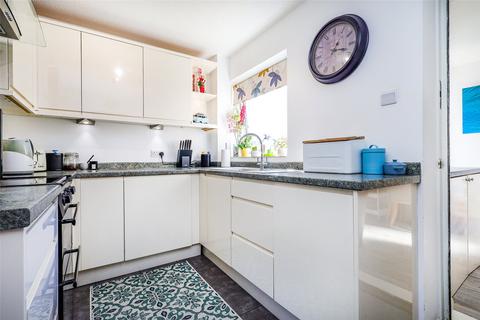 4 bedroom link detached house for sale, Longmead, Liss, Hampshire, GU33