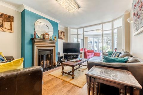 3 bedroom semi-detached house for sale, Spennithorne Avenue, Leeds