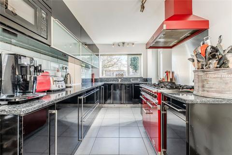 3 bedroom semi-detached house for sale, Spennithorne Avenue, Leeds