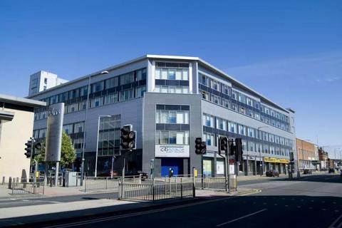 Studio to rent, Regent Street