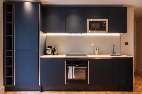 Studio to rent, St Stephen's Crescent