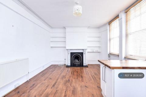 1 bedroom flat to rent, Muswell Hill Broadway, London, N10