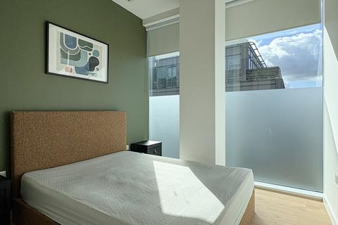 undefined, Great West Road