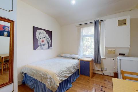 undefined, Chichele Road