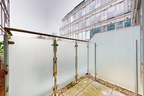 undefined, Great West Road