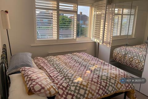 1 bedroom in a house share to rent, Wendover Drive, Bedford, MK41