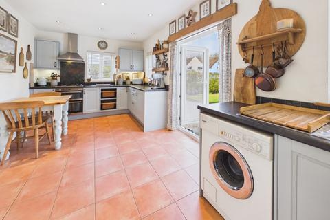 undefined, Milton-under-Wychwood, Chipping Norton OX7