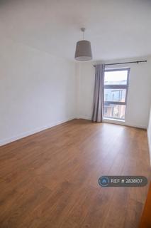 undefined, Queen Mary Avenue, London, E18