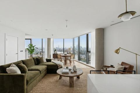 2 bedroom penthouse for sale, Vetro, 82 West India Dock Road, London, E14