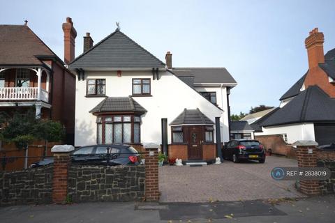 undefined, Aldersbrook Road, London, E12