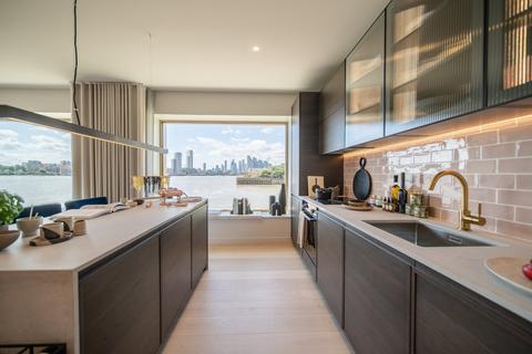 2 bedroom penthouse for sale, Riverscape, 2 Starboard Way, London, E16