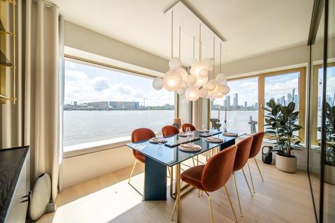 2 bedroom penthouse for sale, Riverscape, 2 Starboard Way, London, E16