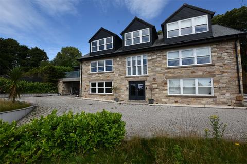 4 bedroom detached house for sale, Whalley Road, Wilpshire, Blackburn, Lancashire, BB1