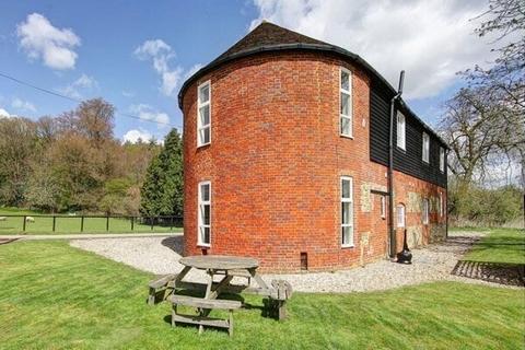 Office to rent, Goodley Stock Rd Westerham TN16 1TW