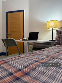 undefined, Hendon, London, NW4