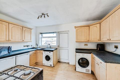 3 bedroom end of terrace house for sale, Monkton Close, SWINDON, Wiltshire, SN3