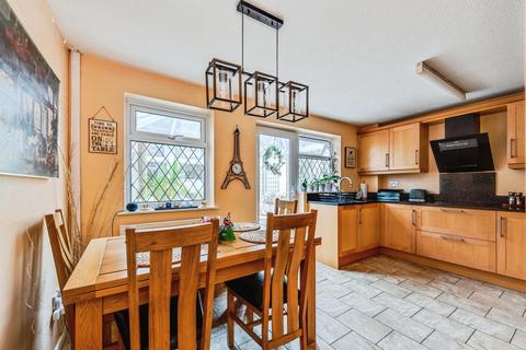 3 bedroom end of terrace house for sale, Risingham Mead, SWINDON, Wiltshire, SN5