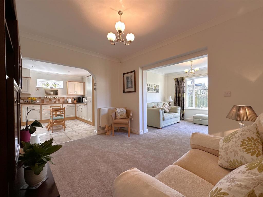 OPEN-PLAN Living 167