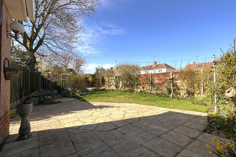 3 bedroom detached bungalow for sale, Village Way, Farndon, Newark