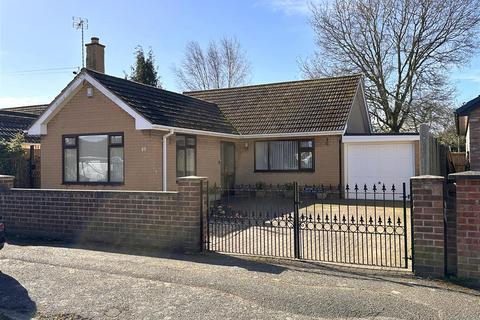 3 bedroom detached bungalow for sale, Village Way, Farndon, Newark