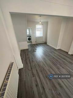 2 bedroom terraced house to rent, Manningham Road, Liverpool, L4