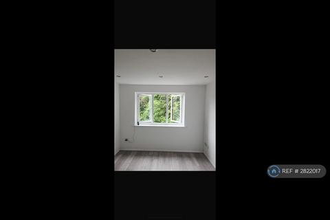 1 bedroom flat to rent, Rookley Court, Purfleet, RM19