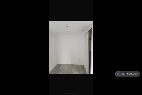 1 bedroom flat to rent, Rookley Court, Purfleet, RM19