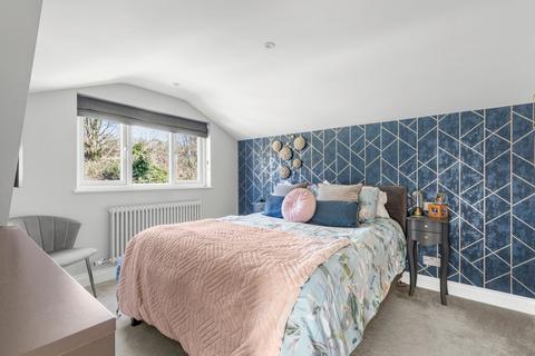 4 bedroom semi-detached house for sale, Whinneys Road, High Wycombe HP10