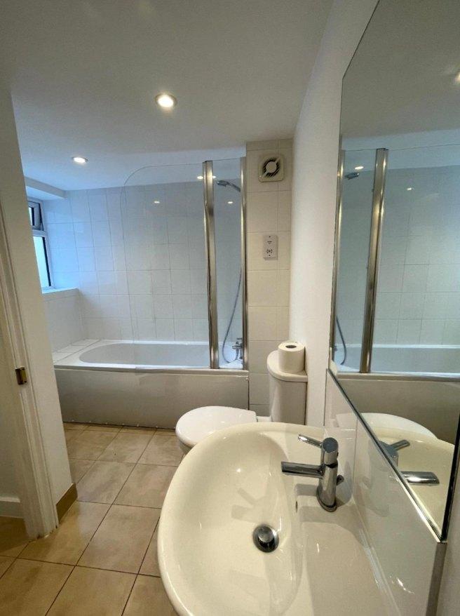 Adelphi-road-kt17-1bd-1061427