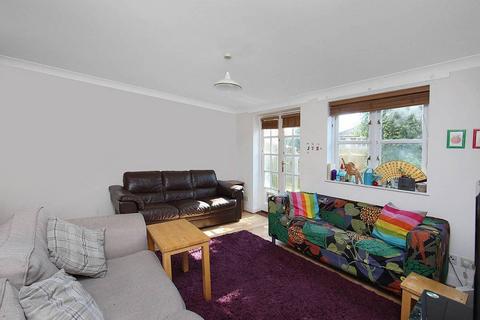 undefined, Seven Sisters Road, Finsbury Park, London, N4