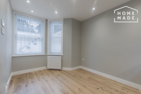 undefined, Warwick Road. SW5