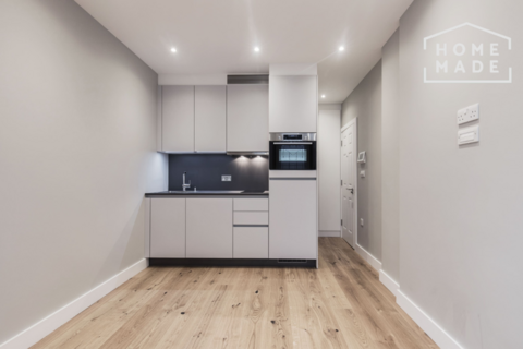 undefined, Warwick Road. SW5