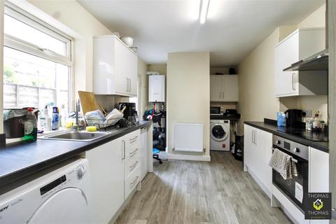 undefined, Kingsholm Road, Gloucester