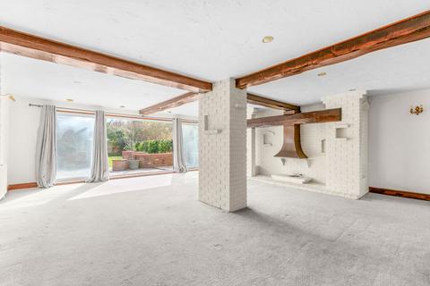 4 bedroom detached house for sale, Wattleton Road, Beaconsfield HP9