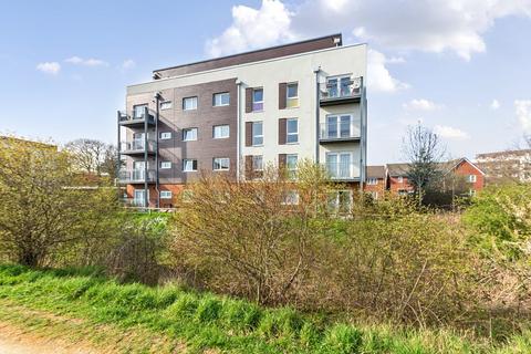 2 bedroom flat for sale, Darwin Avenue, Dartford, DA1