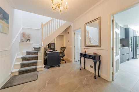 undefined, Cannon Park Road