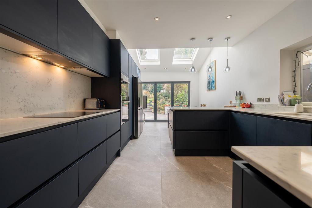 Cannon Park Road - Creative House Studio --11.jpg