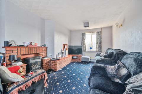 3 bedroom end of terrace house for sale, Wickenby Crescent, Lincoln, Lincolnshire, LN1
