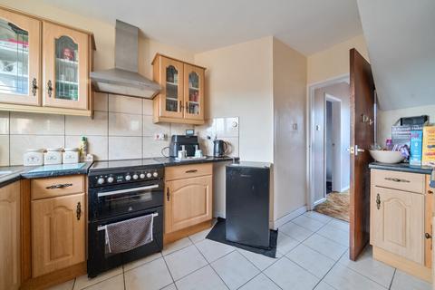 3 bedroom end of terrace house for sale, Wickenby Crescent, Lincoln, Lincolnshire, LN1