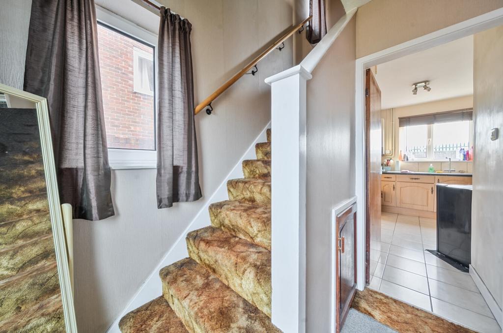 1432651-5-69bc922b2c4dc-ARW-1