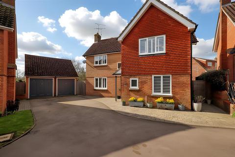 4 bedroom detached house for sale, Dampier Road, Coggeshall, Colchester