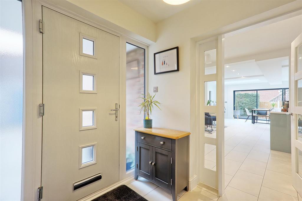 IMG 4037 8 9 easy HDR-interior3.jpg