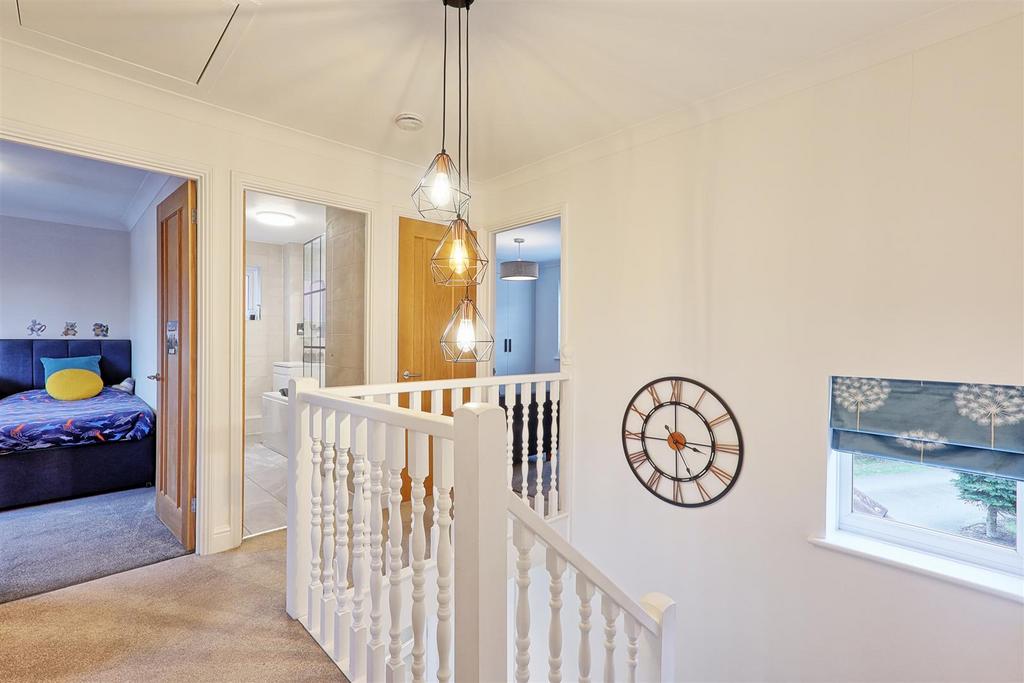 IMG 4117 8 9 easy HDR-interior3.jpg