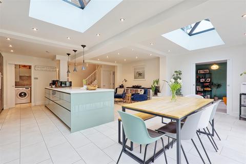 4 bedroom detached house for sale, Dampier Road, Coggeshall, Colchester