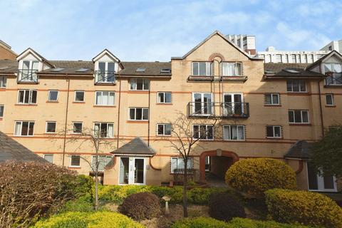 undefined, Ferry Street, Bristol