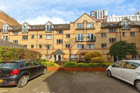 undefined, Ferry Street, Bristol