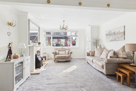 undefined, Grosvenor Crescent, Hyde, SK14 5AN