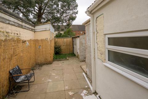 2 bedroom terraced house for sale, Freiston Road, Boston, PE21