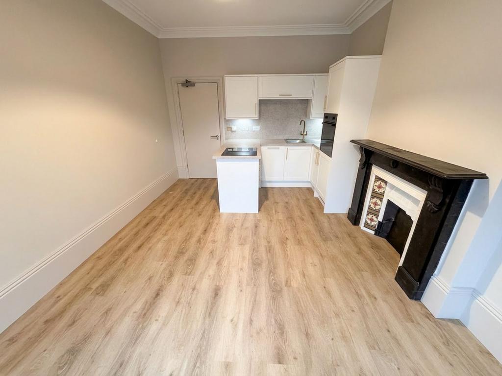 Lounge / Diner / Kitchen